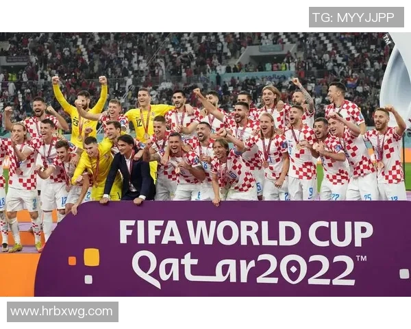 克罗地亚足球明星的传奇故事与成就分析